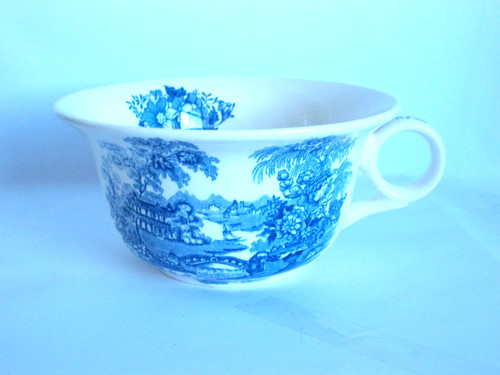 Alfred meakin over size cup - alfred,