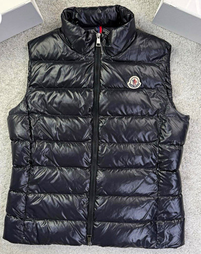 Moncler black quilted down - black,