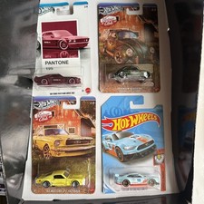 Hot Wheels car set of 4