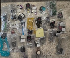 Paparazzi Jewelry - Lot of 28