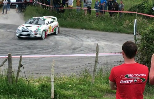 Toyota castrol rally team - toyota,