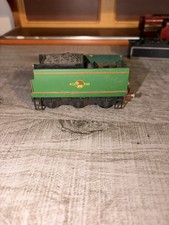 TRIANG HORNBY TENDER BR GREEN