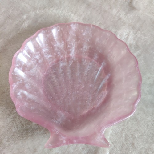 Homemade resin shell shaped - homemade,