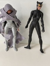 DC Comics Designer Icon Series STARFIRE 7" Figure & Cat woman Figure