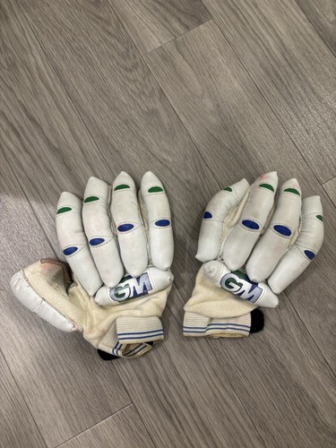 Cricket gloves for - gm,