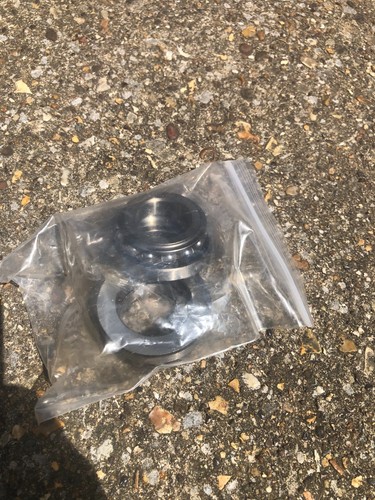 Steering head bearing - head, for