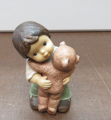 Goebel porcelain figurine - goebel,