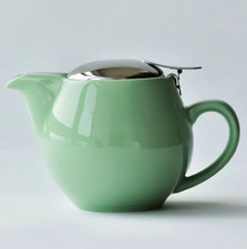 ⛄SMALL GREEN CERAMIC TEA POT