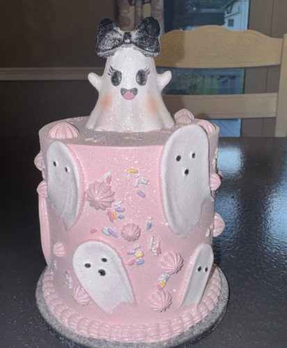 Pink faux cake - pink,