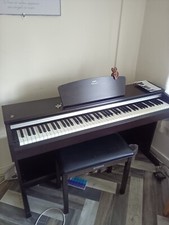 Yamaha Arius YDP141 Organ