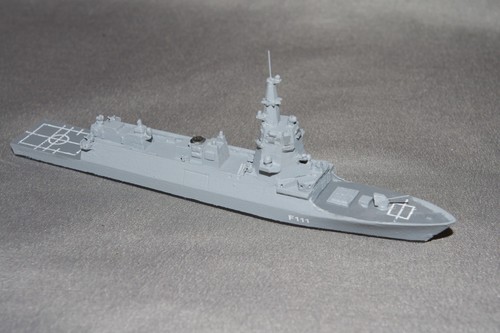 Albatros esp frigate - albatros, f-111