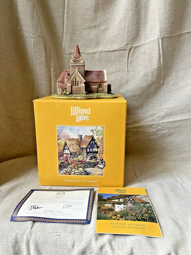 Lilliput lane handmade - lane, resin