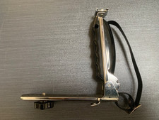 Flash Mount / Bracket with Folding Hand Grip for Camera