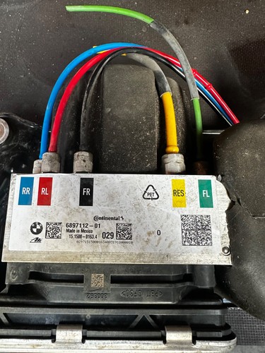 Bmw air suspension compressor - suspension,