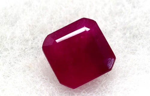 Natural red beryl bixbite - red,