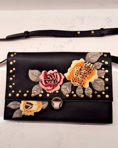 Black shoulder bag - black,