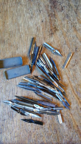 Antique vintage lot - pen, nibs