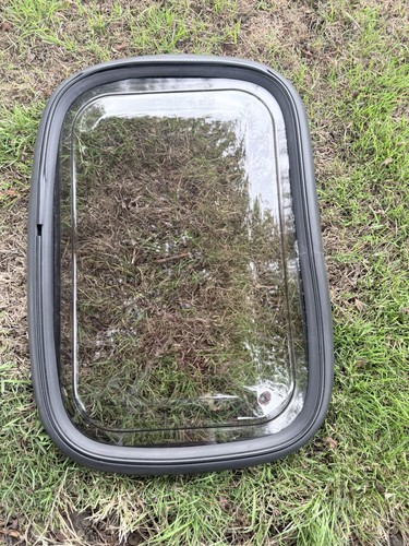 Used polyplastic door window - polyplastic,