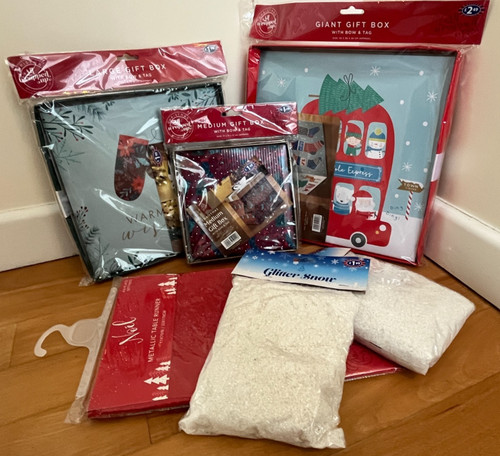 Christmas decorations job lot - decorations,