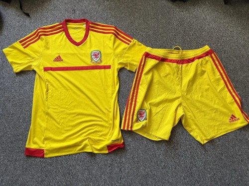 Wales away shirt - wales, shorts