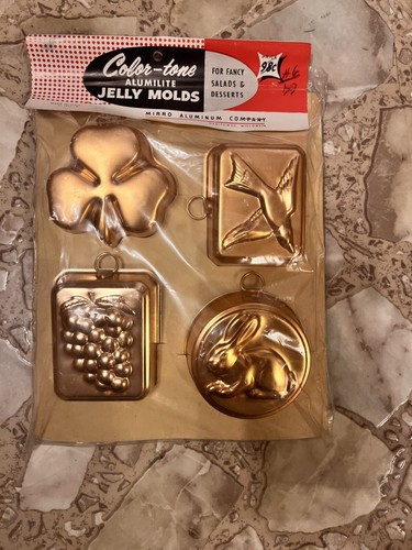 Vtg mini jelly molds - 3",