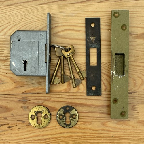 Chubb lever mortice lock 4 - chubb,