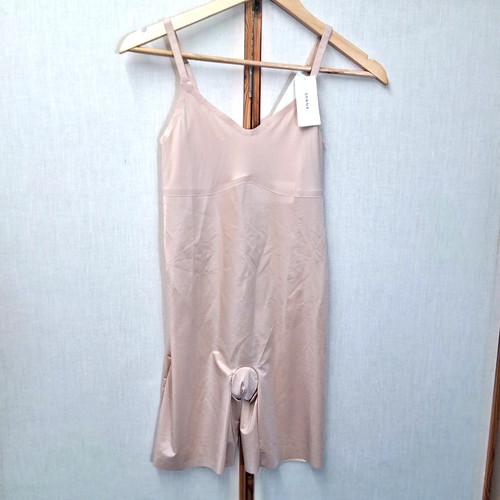 Spanx beige invisible medium - beige,