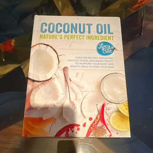 Lucy bee coconut - oil:, nature's