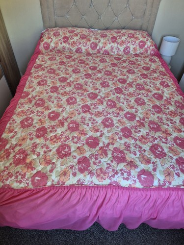 Vintage 1970s quilted frill - quilted,