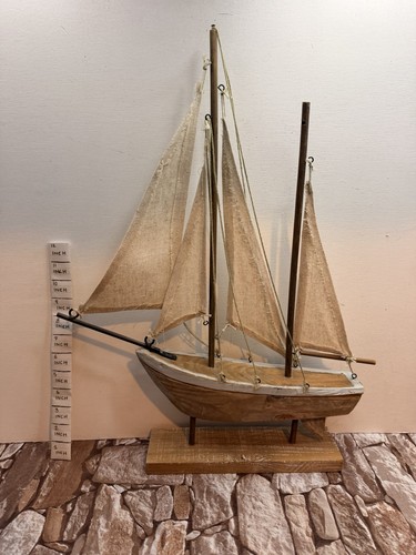 Vintage large wooden model - vintage,
