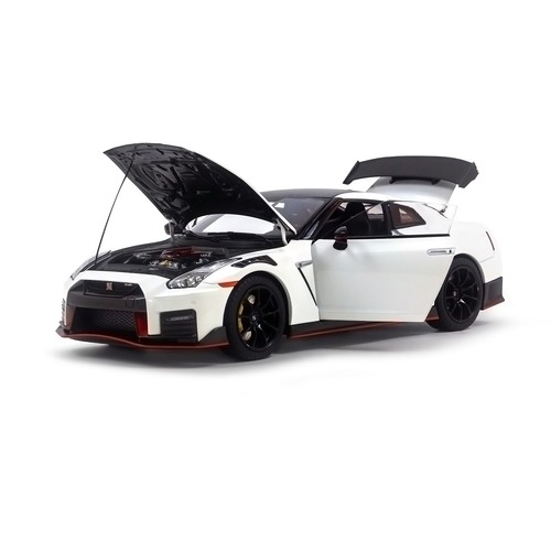 Paudi nissan gtr nismo - nissan,