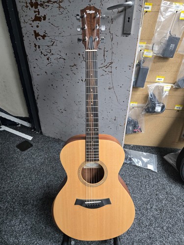 Taylor academy12 acoustic - taylor,