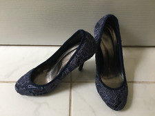 Anne Michelle navy blue lace court shoes. Navy high heels. Size 3 / EUR 36