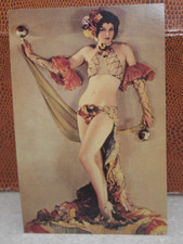 Nostalgia Postcard - Glamour -