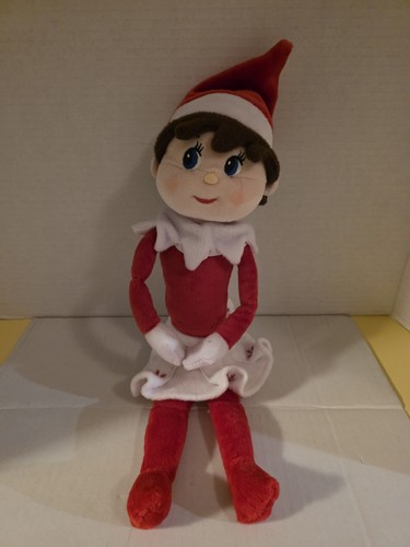 The elf shelf - shelf, plushee