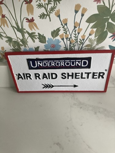 London underground air raid - london,