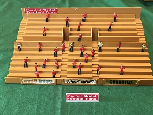 Subbuteo red fans - fans, terrace