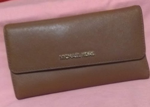 New michael kors large trifold - new,