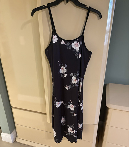 Black floral nightgown - black,
