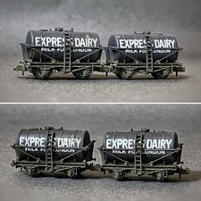 N Gauge 2x Peco Express Dairy