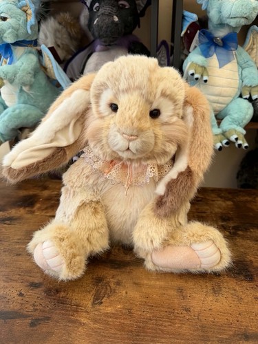 Retired charlie bear willa - charlie,