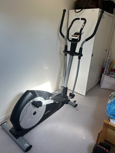 Cross trainer exercise - cross,