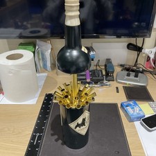 VERY RARE Black & White Whiskey Cigarette Dispenser Musical Bottle WITH LIGHTER.