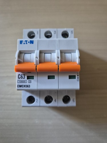 Eaton c63 amp triple pole - triple,