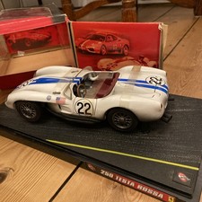 Hot Wheels Ferrari 250 Testa Rossa Model Car 1/18 Scale