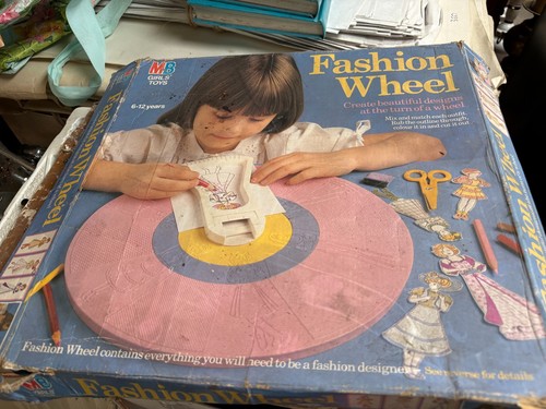 Games fashion wheel vintage - games,