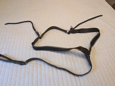 breastplate. black. full. three point. good condition.