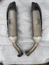 YAMAHA R1 2 X EXHAUST GENUINE YAMAHA PARTS 2006 MODEL