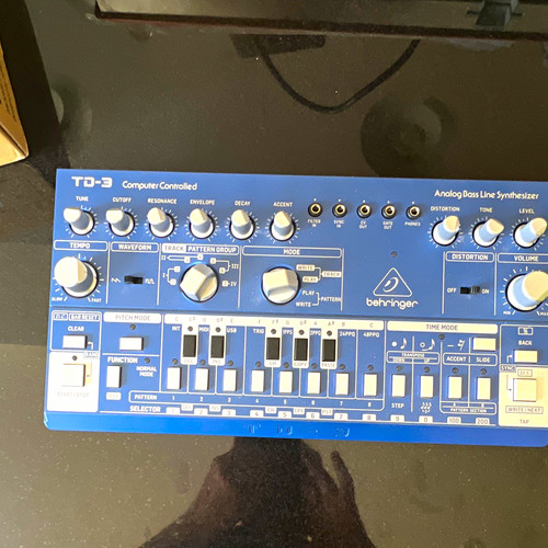 Behringer analogue - behringer, td-3