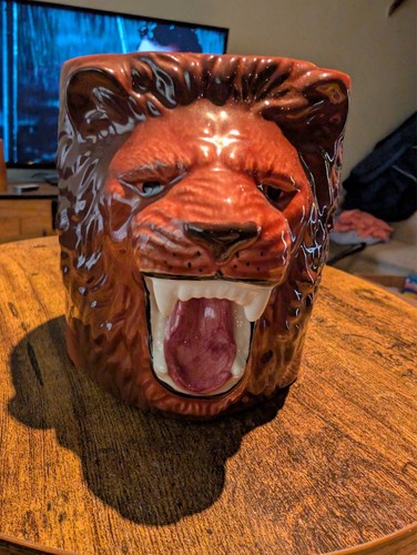 Nestle lion bar - novelty, mug